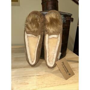 NEW NWT Bearpaw Erika Sheepskin Fleece Fur Suede Slippers Womens 12 PomPom Brown